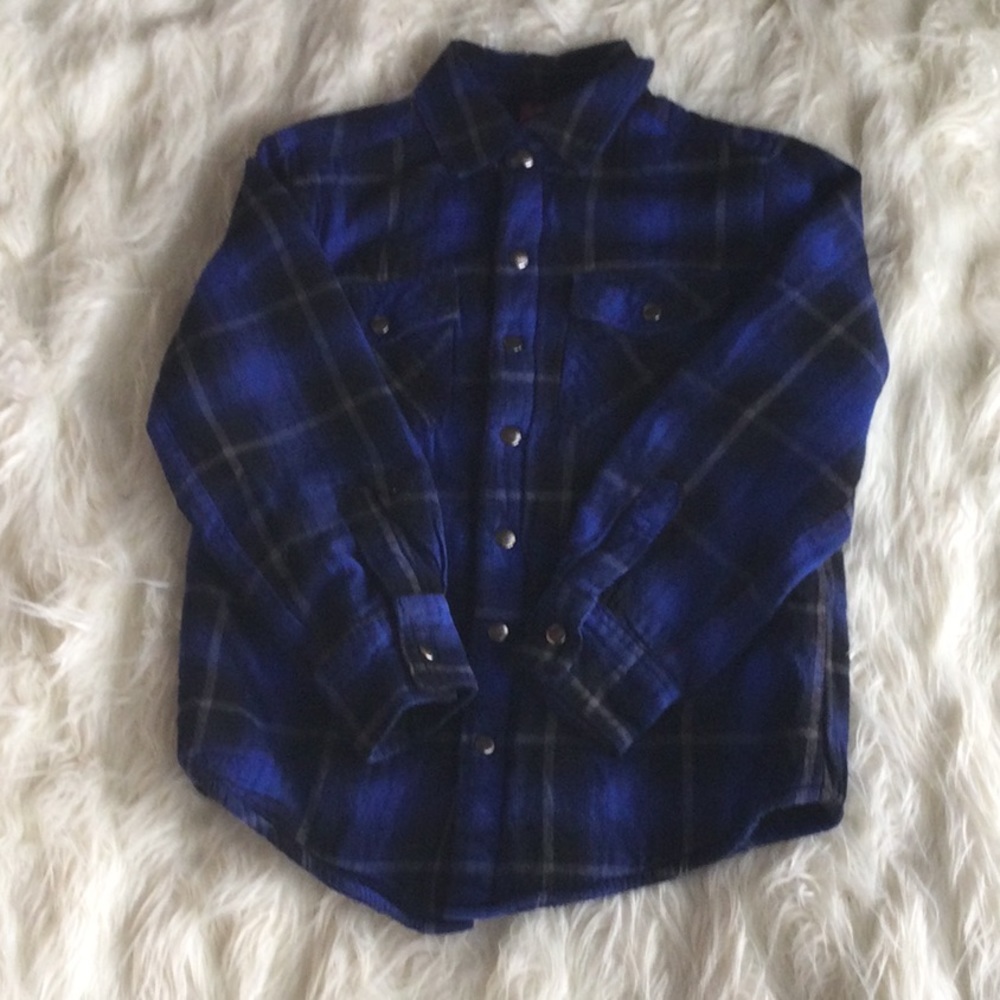 Arizona Jean Co Blue Button Down Shirt